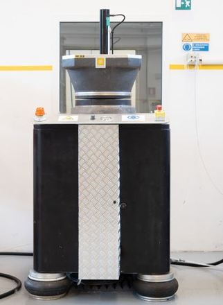 AVCO 220 High Shock Test Machine