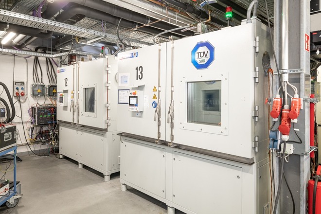 Lifecycle & Performance of Battery