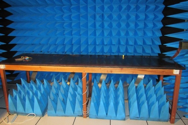 ISO8 EMC Half Anechoic Chamber